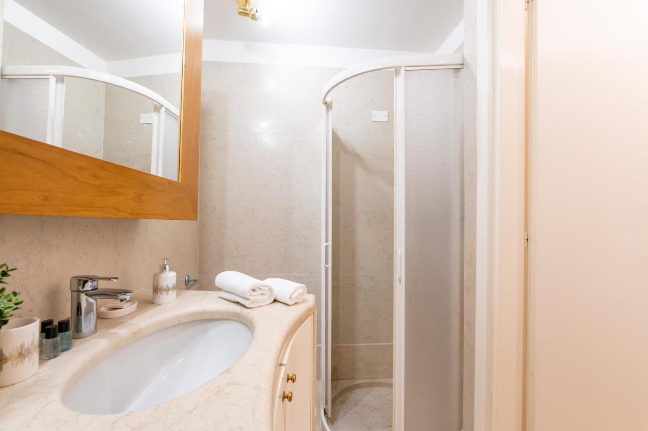 Corso Cavour Luxury Apartment Verona Eksteriør billede