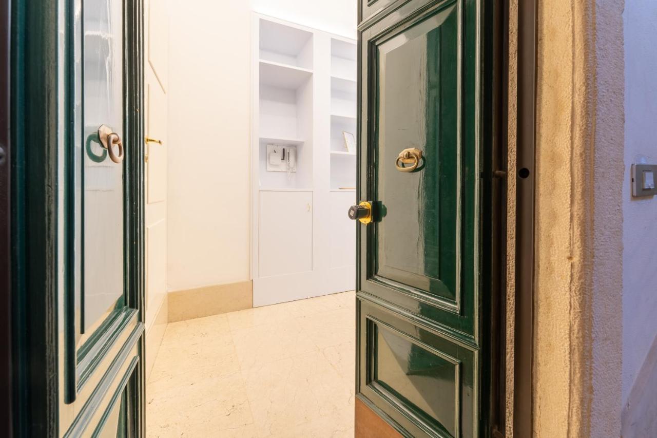 Corso Cavour Luxury Apartment Verona Eksteriør billede